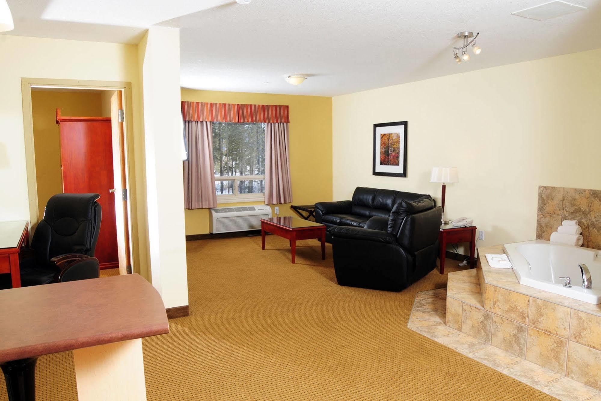 Trend Mountain Hotel & Conference Centre Tumbler Ridge Cameră foto