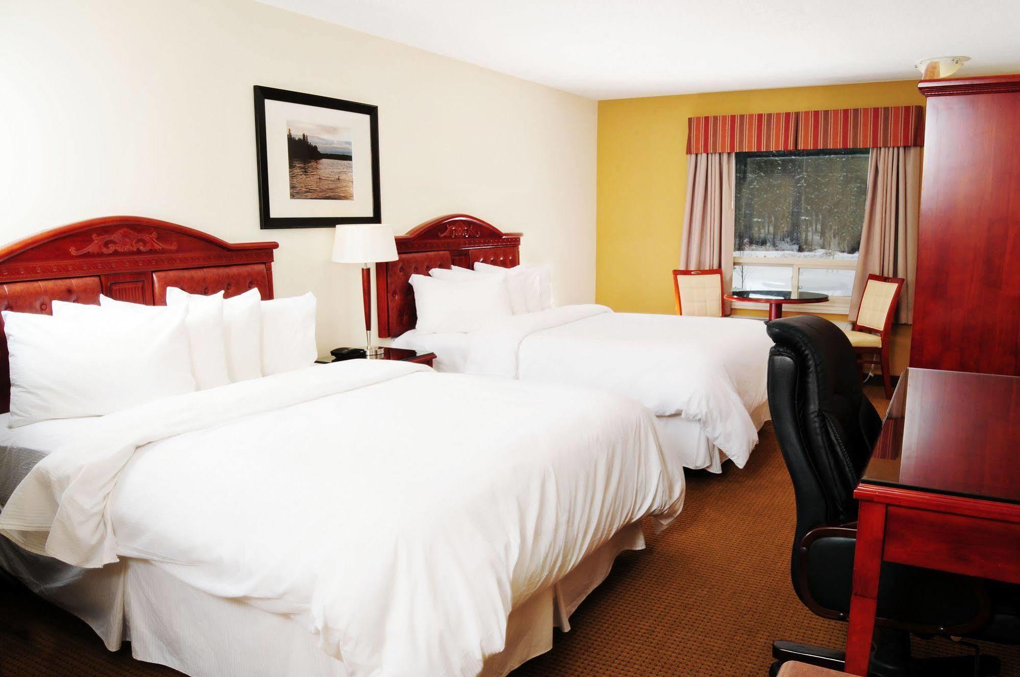 Trend Mountain Hotel & Conference Centre Tumbler Ridge Cameră foto